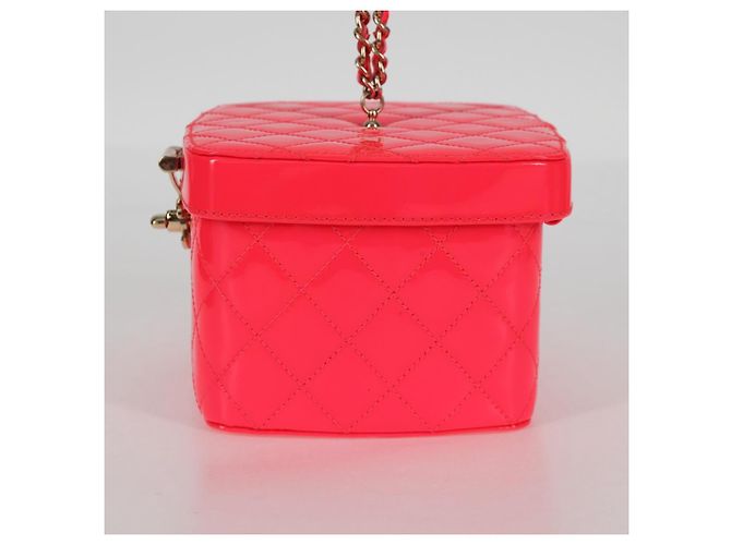 Vanity CHANEL Pochette Matelassé Smalto Rosa Oro CC Auth 123518SAM D'oro - vista 3