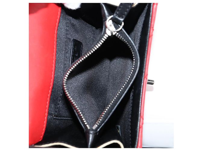 CHANEL Borsa a Spalla Matelassé in Pelle di Agnello Rossa Argento CC Auth 127167SAM Rosso - vista 11