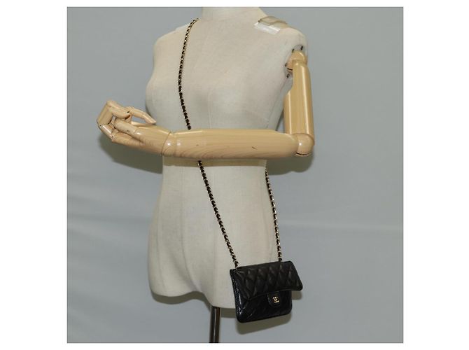 CHANEL Borsa a Spalla Matelassé in Pelle Caviar Nera CC Auth 127322SAM Nero - vista 26