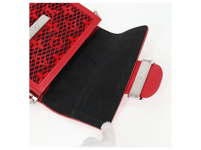 LOUIS VUITTON Mini Borsa a Spalla Dauphine in Pizzo Monogramma Rossa M20359 Auth 127494SM Rosso - vista 9