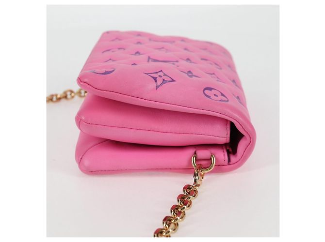LOUIS VUITTON Pochette Coussin Monogram Borsa a Spalla Rosa M80745 LV Auth 126599SAM - vista 4