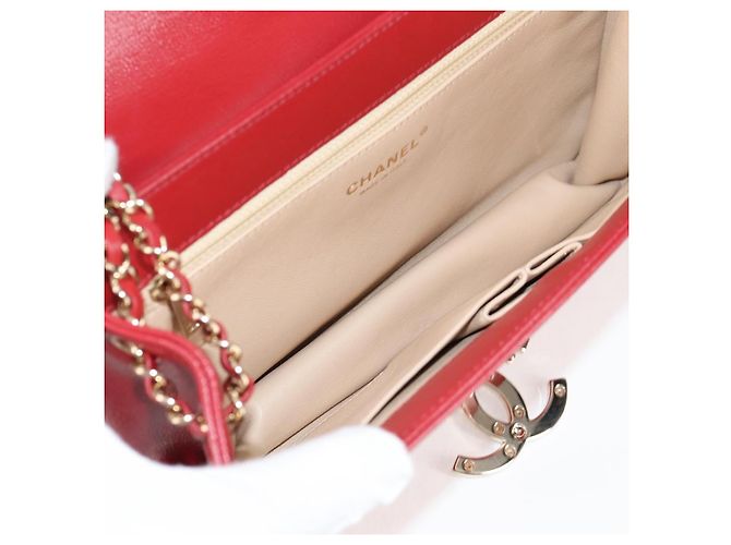 CHANEL Borsa a Spalla in Pelle di Agnello con Catena V Stitch Rossa Oro CC Auth 126605SM - vista 10
