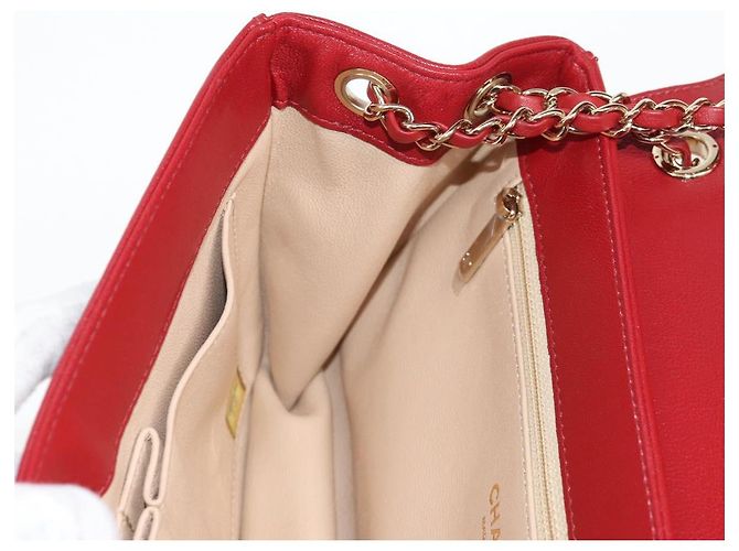 CHANEL Borsa a Spalla in Pelle di Agnello con Catena V Stitch Rossa Oro CC Auth 126605SM - vista 23