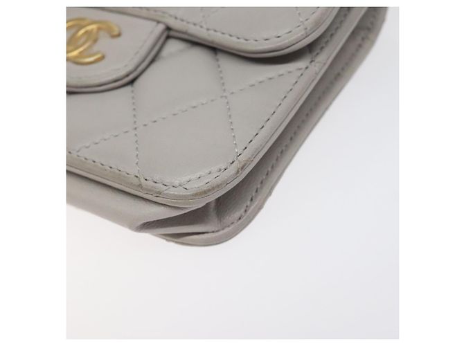 CHANEL Borsa a Spalla Matelassé con Catena in Pelle di Agnello Grigia Oro CC Auth 128807SAM Marrone D'oro - vista 10
