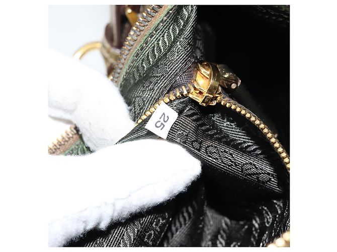Saffiano Bolso de Hombro PRADA de cuero Safiano Oro Auth 149196V Dorado - vista 11