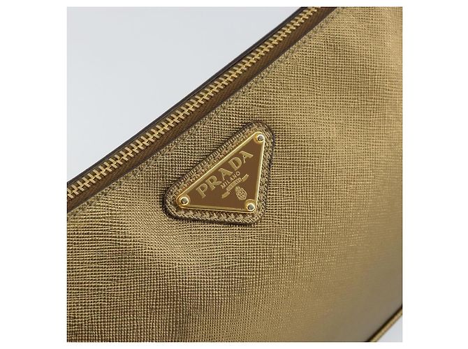 Saffiano Bolso de Hombro PRADA de cuero Safiano Oro Auth 149196V Dorado - vista 17