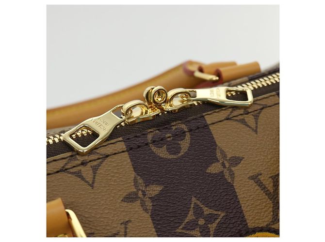 LOUIS VUITTON Borsa Keepall Bandoulière 50 Monogram Stripe M45967 LV Auth 47401SM Monogramma - vista 10