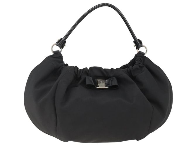 Borsa a mano Vala in nylon nero e argento di Salvatore Ferragamo Auth gh1920 - vista 13