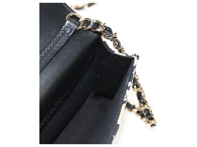 Chanel Borsa Matelassé con Catena Bandiera Scacchiera Satin Beige Oro CC Auth 145708M D'oro - vista 22
