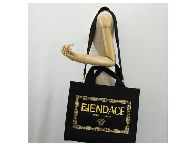 Bolso tote de lona FENDI VERSACE Collaboration 2way Negro Dorado Auth BA6912M - vista 29