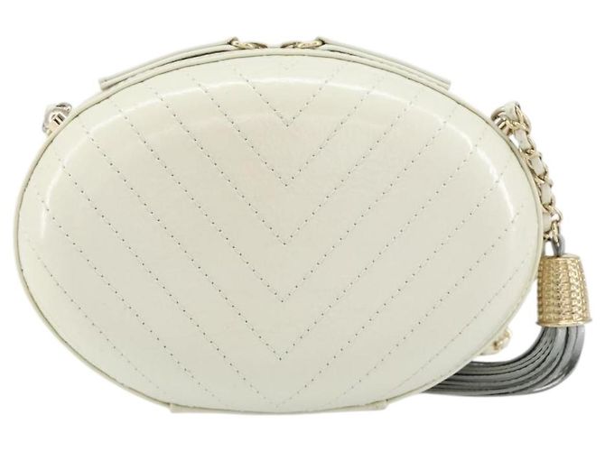 CHANEL V Stitch Borsa a Spalla con Catena Pelle Bianca Oro CC Auth 144830SAV Bianco D'oro - vista 2