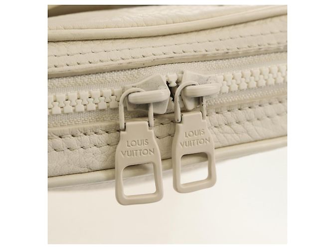 LOUIS VUITTON Borsa Laterale Utilitaria Monogram Taurillon Clemence M53256 Auth 151309M Bianco - vista 24