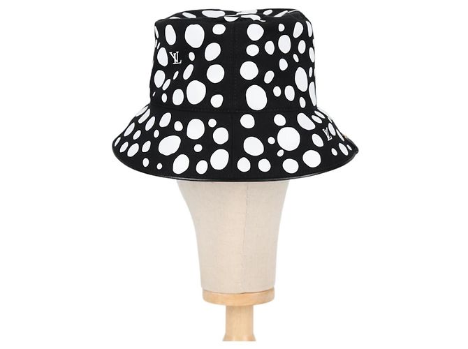 LOUIS VUITTON Cappello Infinity Reversibile LVxYK Nero M7072S Auth 138968SAM - vista 2
