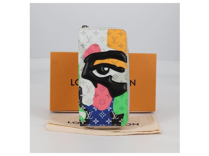 Portafoglio Verticale Zippy Monogramma LV Portrait LOUIS VUITTON M82590 Auth LV 127987SM Multicolore - vista 12