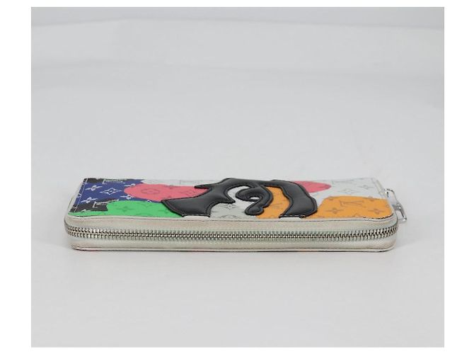 Portafoglio Verticale Zippy Monogramma LV Portrait LOUIS VUITTON M82590 Auth LV 127987SM Multicolore - vista 3