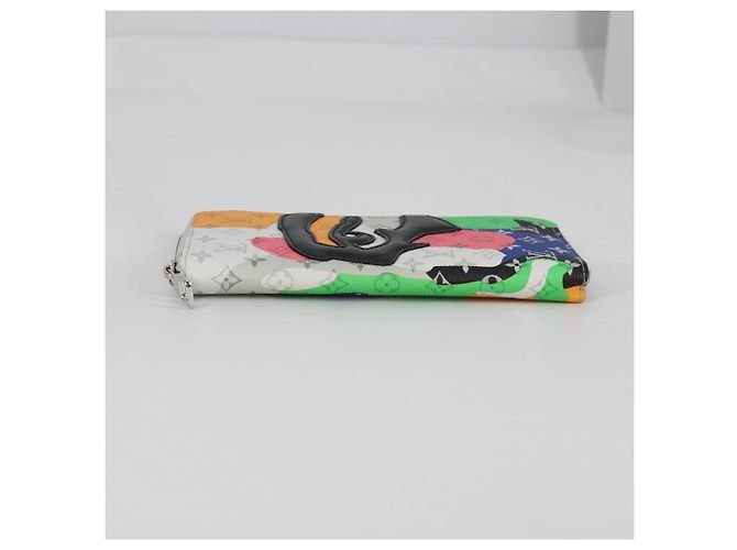 Portafoglio Verticale Zippy Monogramma LV Portrait LOUIS VUITTON M82590 Auth LV 127987SM Multicolore - vista 4