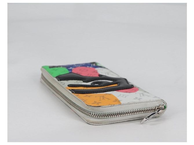 Portafoglio Verticale Zippy Monogramma LV Portrait LOUIS VUITTON M82590 Auth LV 127987SM Multicolore - vista 5