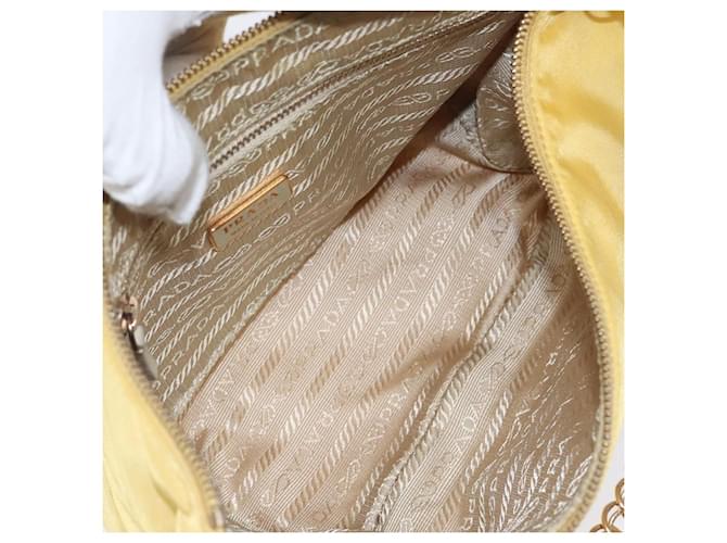 PRADA Borsa a Spalla con Catena Nylon Giallo Oro Auth 117900A D'oro - vista 10