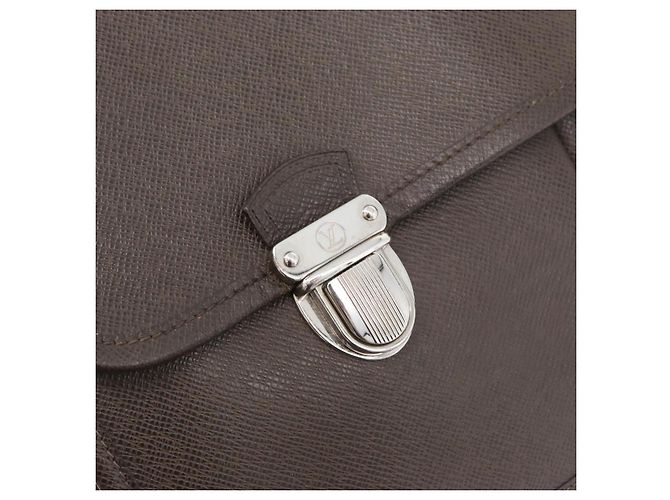 LOUIS VUITTON Borsa a Spalla Taiga Alexei Grizzly M32478 LV Auth ka3370 Marrone - vista 17