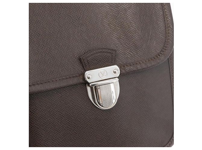 LOUIS VUITTON Borsa a Spalla Taiga Alexei Grizzly M32478 LV Auth ka3370 Marrone - vista 18