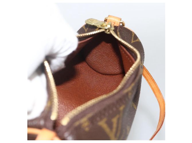 LOUIS VUITTON Pochette Papillon Monogramma LV Auth BAZ605A - vista 18