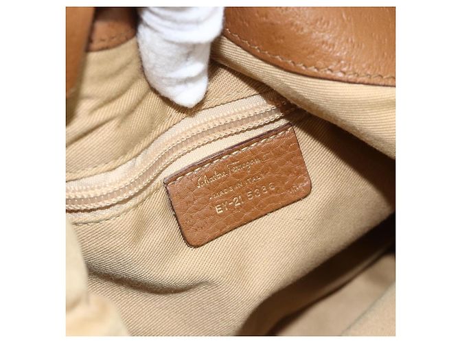 Borsa a Spalla Gancini in Pelle Marrone Oro Salvatore Ferragamo Auth gh1932 D'oro - vista 12