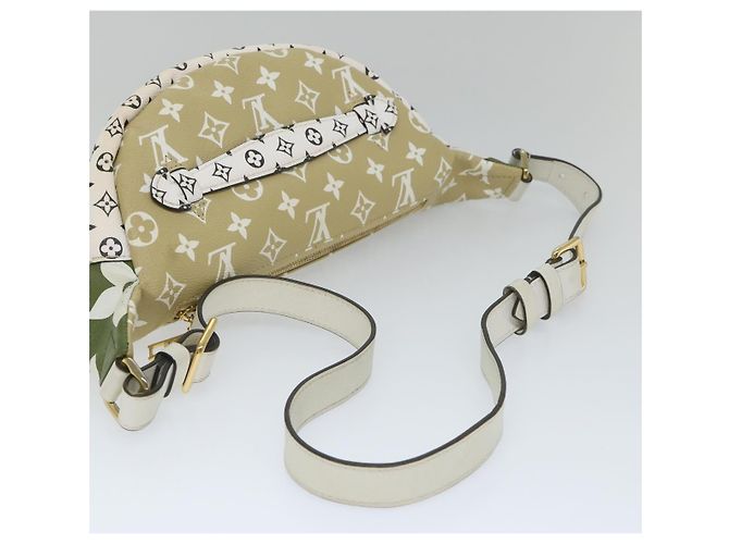 LOUIS VUITTON Marsupio Monogramma Gigante Borsa per il Corpo Khaki M44611 LV Auth 57013SAM Cachi - vista 8