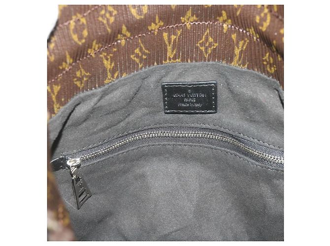 LOUIS VUITTON Borsa a Spalla Monogram Explorer MM M42545 LV Auth 66240SAV Monogramma - vista 21