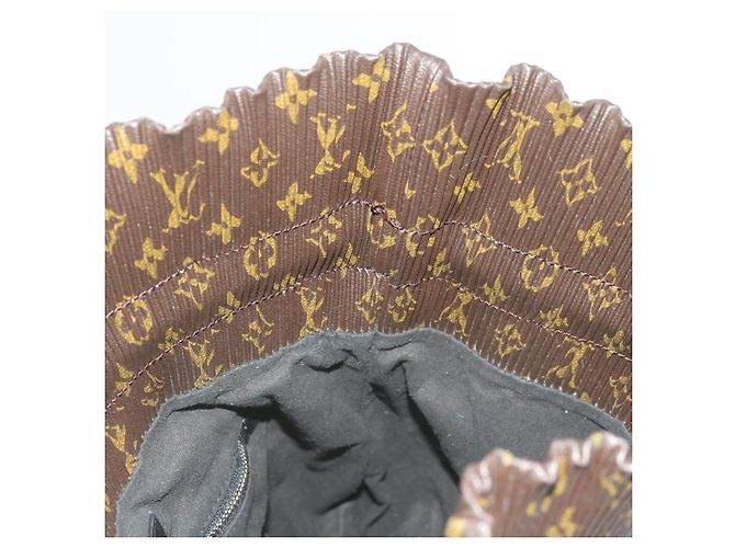LOUIS VUITTON Borsa a Spalla Monogram Explorer MM M42545 LV Auth 66240SAV Monogramma - vista 22