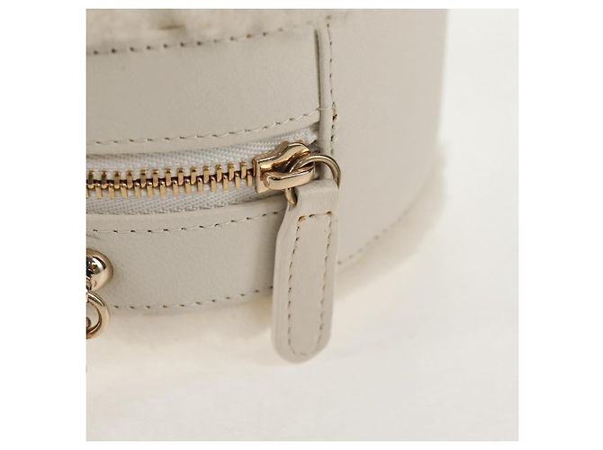 Borsa a Spalla CHANEL V Stitch in Mouton Bianco Oro CC Auth 148461AM D'oro - vista 16
