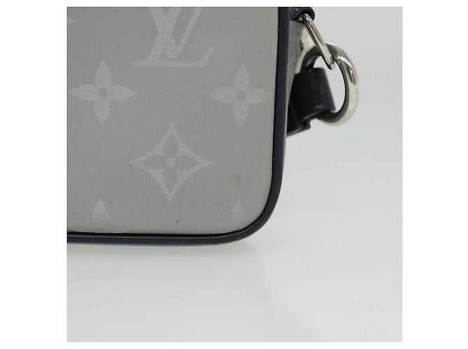 LOUIS VUITTON Borsa Clutch Satellite Alpha Monogramma Argento M44171 LV Auth 32344V - vista 3