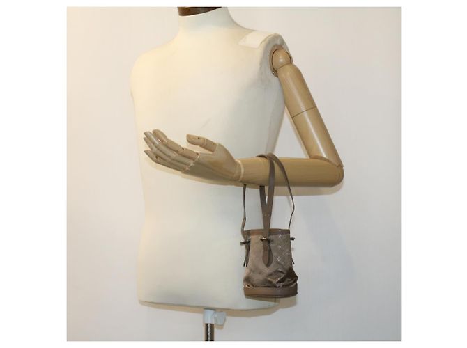 LOUIS VUITTON Borsa a mano Little bucket in satin Monogram Beige M92145 LV Auth am3521V - vista 21