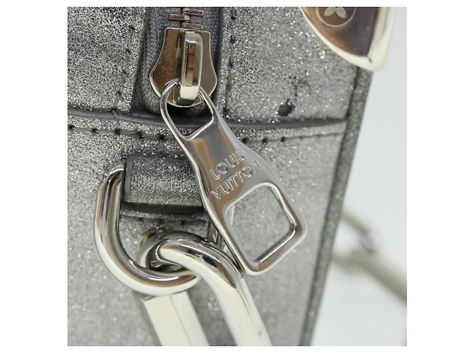 LOUIS VUITTON Mini Sac Trunk Doux Glitter Damier Argent M59726 LV Auth 51371V Argenté - vue 21