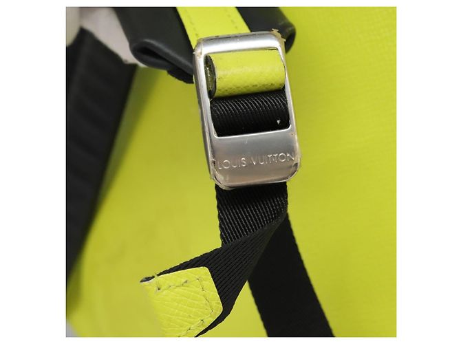 LOUIS VUITTON Zaino Taigalama Discovery Giallo M30228 LV Auth IN055V - vista 21