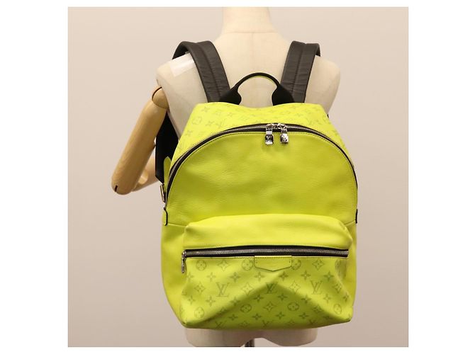 LOUIS VUITTON Zaino Taigalama Discovery Giallo M30228 LV Auth IN055V - vista 32