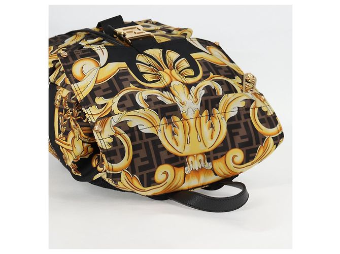 FENDI Zucca Canvas FENDACE Versace Kooperation Rucksack Schwarz Auth BA2349SAM Braun - Ansicht 6