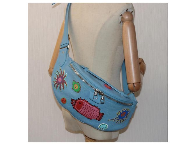 LOUIS VUITTON Borsa Maxi Bum Taurillon Monogram Azzurro Chiaro M21715 Auth 76433SM Blu chiaro - vista 25