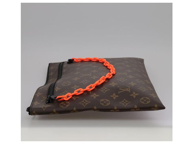 LOUIS VUITTON Pochette A4 Ray Solare Monogram M44484 LV Auth 106264SAM Monogramma - vista 4