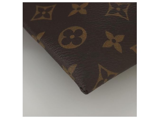 LOUIS VUITTON Pochette A4 Ray Solare Monogram M44484 LV Auth 106264SAM Monogramma - vista 8