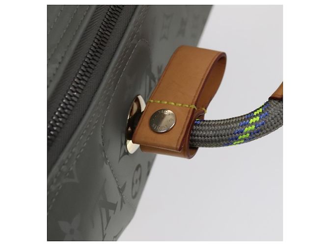 LOUIS VUITTON Borsa Keepall Bandoulière 50 in titanio Argento M43886 LV Auth 108706SM - vista 17
