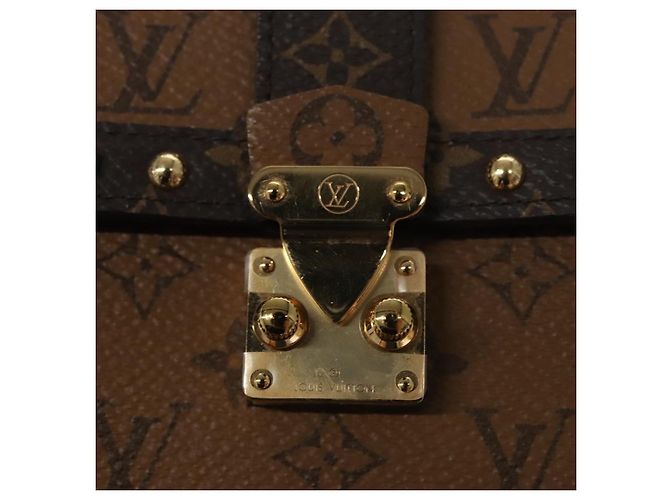 LOUIS VUITTON Pochette Trunk Verticale Inversa Borsa a Spalla M67873 Auth 113104SAM Monogramma - vista 18