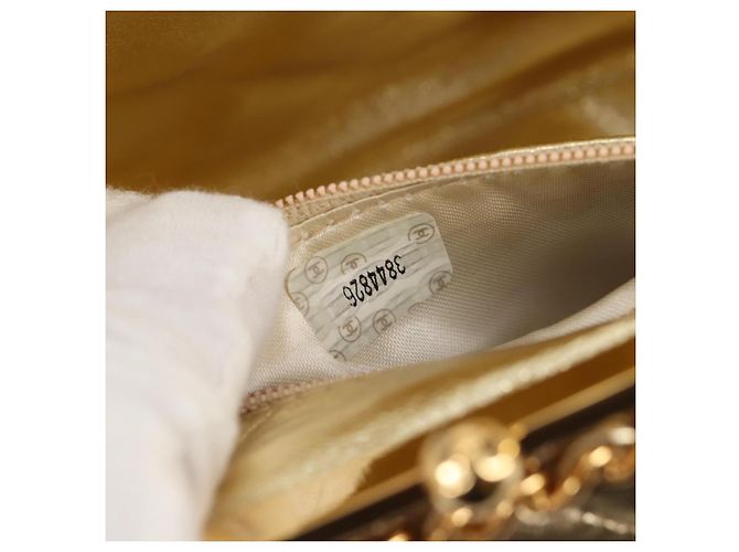 CHANEL Borsa a Spalla Matelassé in Pelle Catena Oro CC Auth 134853SM D'oro - vista 10