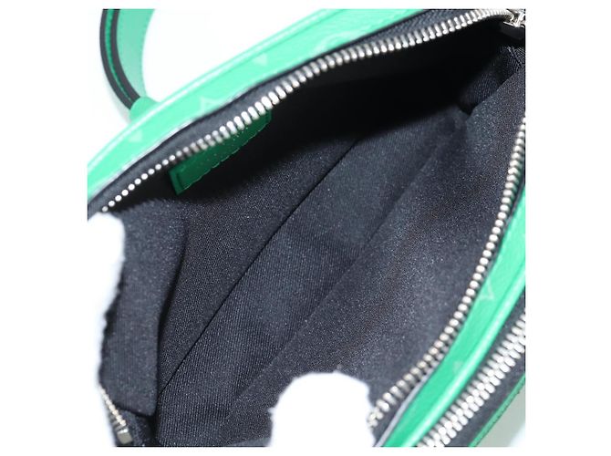 LOUIS VUITTON Taiga Lama Alpha Portafoglio Indossabile NV Borsa M30997 LV Auth 135292SAM Verde - vista 11
