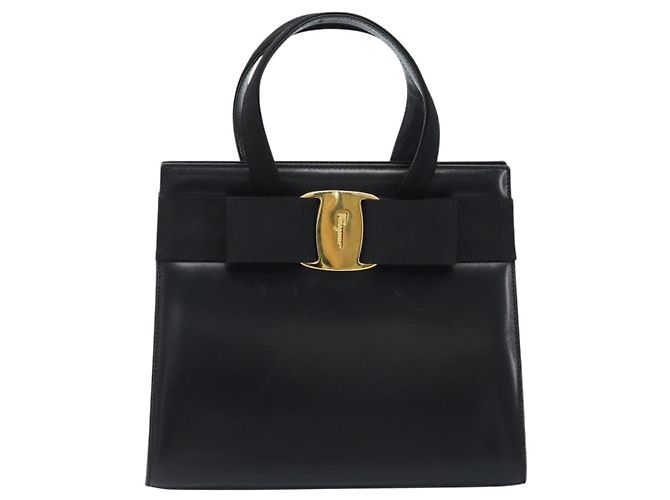 Borsa a mano Vala in pelle nera e oro di Salvatore Ferragamo Auth gh1933 Nero D'oro - vista 13