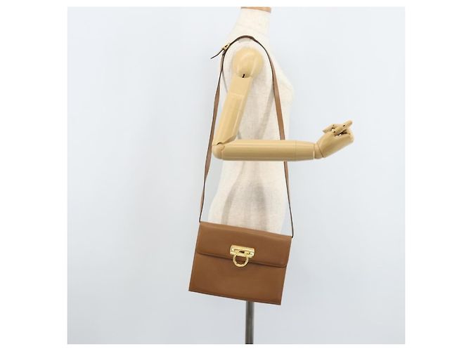 Borsa a Spalla Gancini in Pelle Marrone Oro Salvatore Ferragamo Auth gh1940 D'oro - vista 23