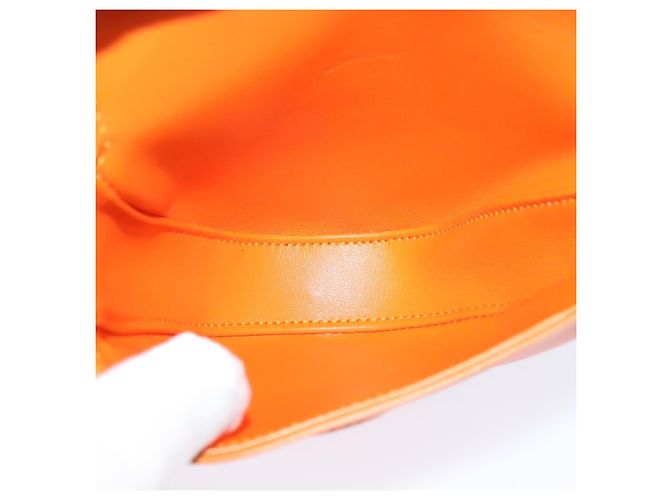 Céline Bolsa de Ombro Triangular de Couro Laranja Auth MY058M - vista 10