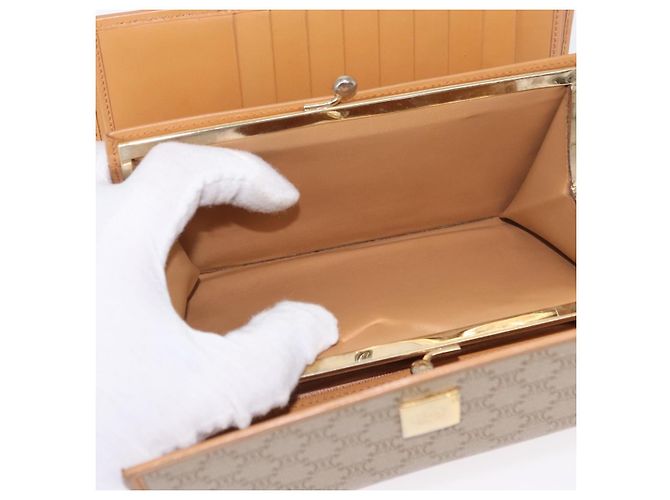 Céline CELINE Macadam Canvas Lange Brieftasche PVC Beige Gold Auth 164073V Golden - Ansicht 11