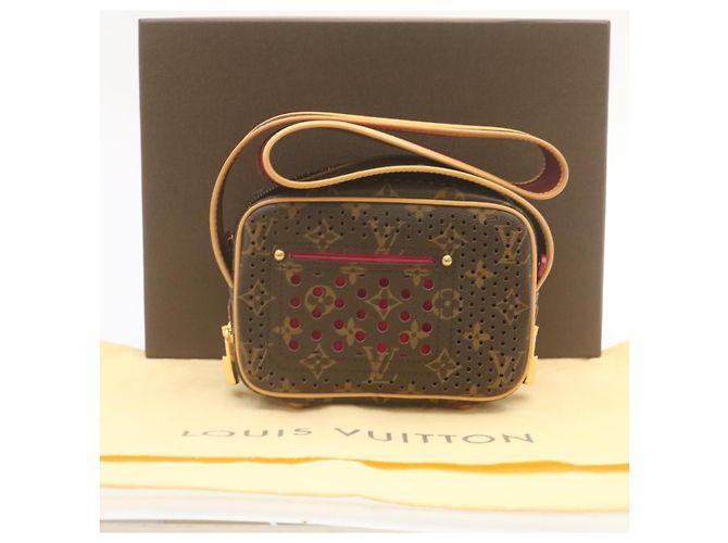 LOUIS VUITTON Borsa a Spalla Mini Trocadero Monogram Perfo M95175 LV Auth 28917SAV Fuschia - vista 12