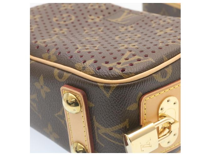 LOUIS VUITTON Borsa a Spalla Mini Trocadero Monogram Perfo M95175 LV Auth 28917SAV Fuschia - vista 16