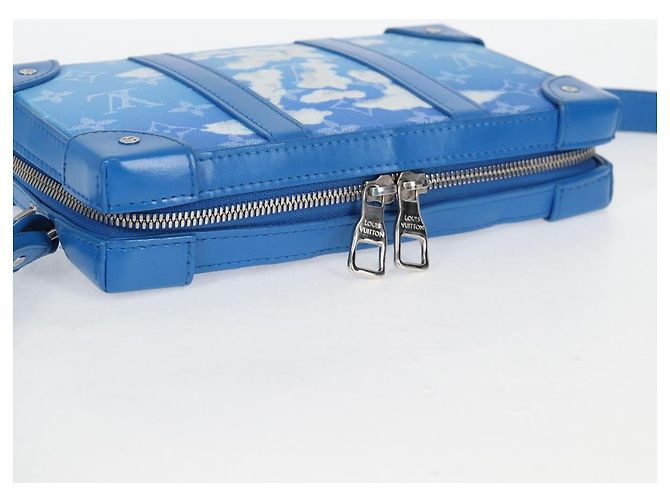 LOUIS VUITTON Monogram Clouds Soft Trunk Wallet Borsa Blu M45432 LV Auth 128464SAM - vista 6